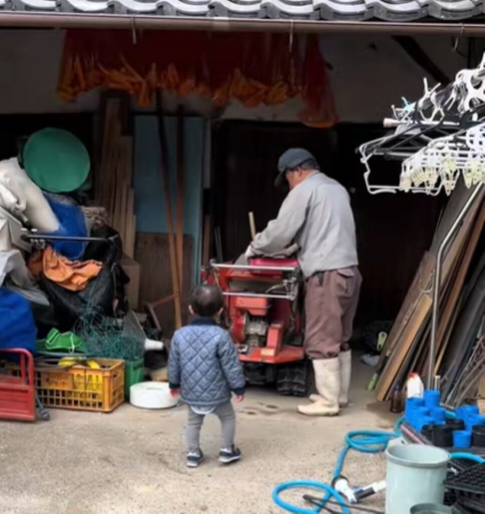 純造さんと息子さんの様子②（＠mypeboy6さんより提供）
