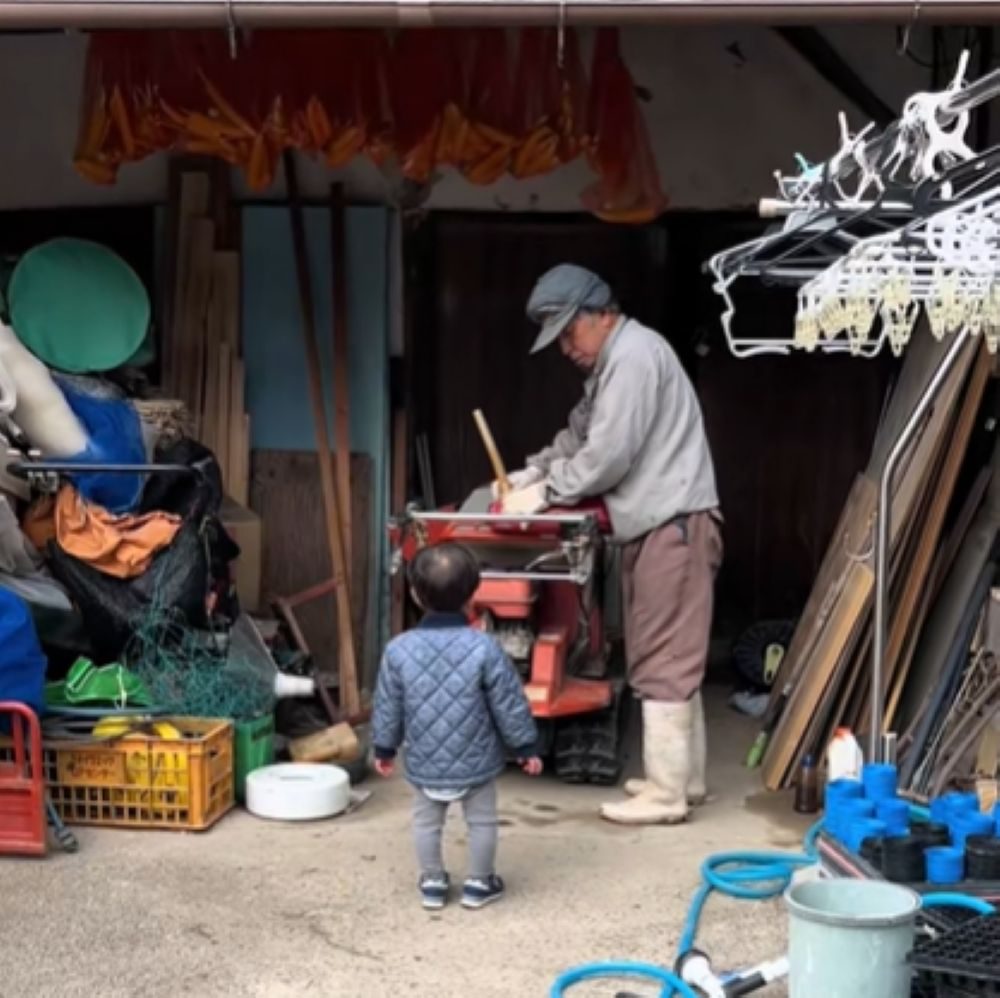 純造さんと息子さんの様子③（＠mypeboy6さんより提供）