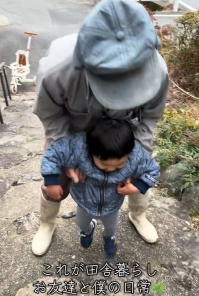 純造さんと息子さんの様子⑥（＠mypeboy6さんより提供）