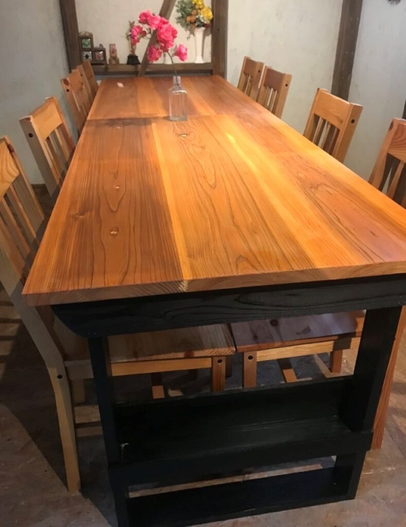 手作り長机（＠PyonYameさんより提供）