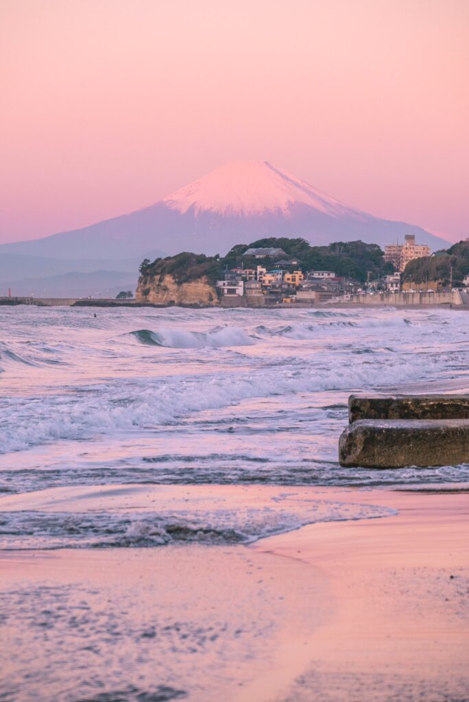 海と富士山（＠ruiruicamoviさんより提供）