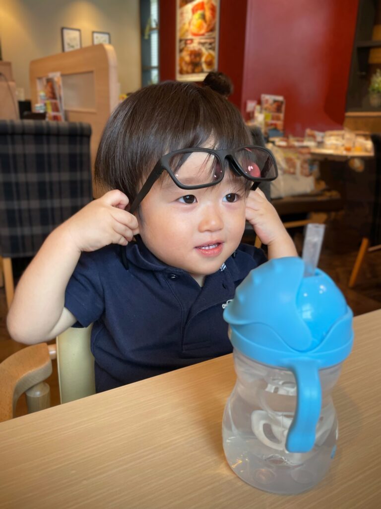 普段の息子さん④（＠cutebabytokerさんより提供）