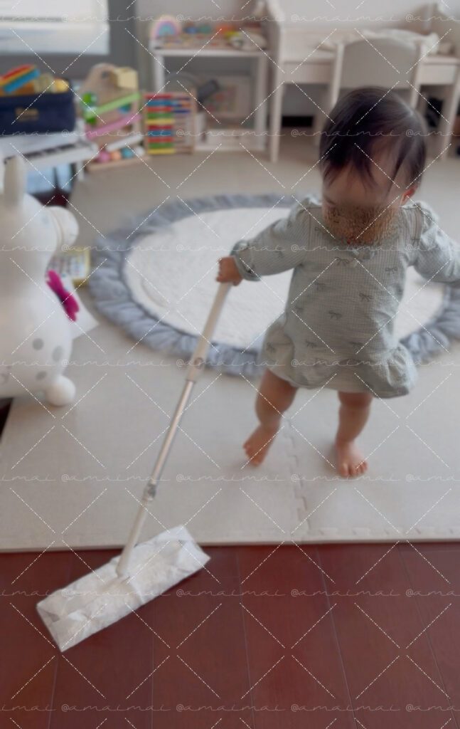 お掃除にもハマり中（＠amaimaimai369さんより提供）