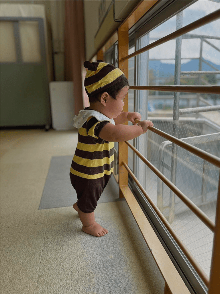 蜂さんのような洋服（@cucumber91109さんより提供）