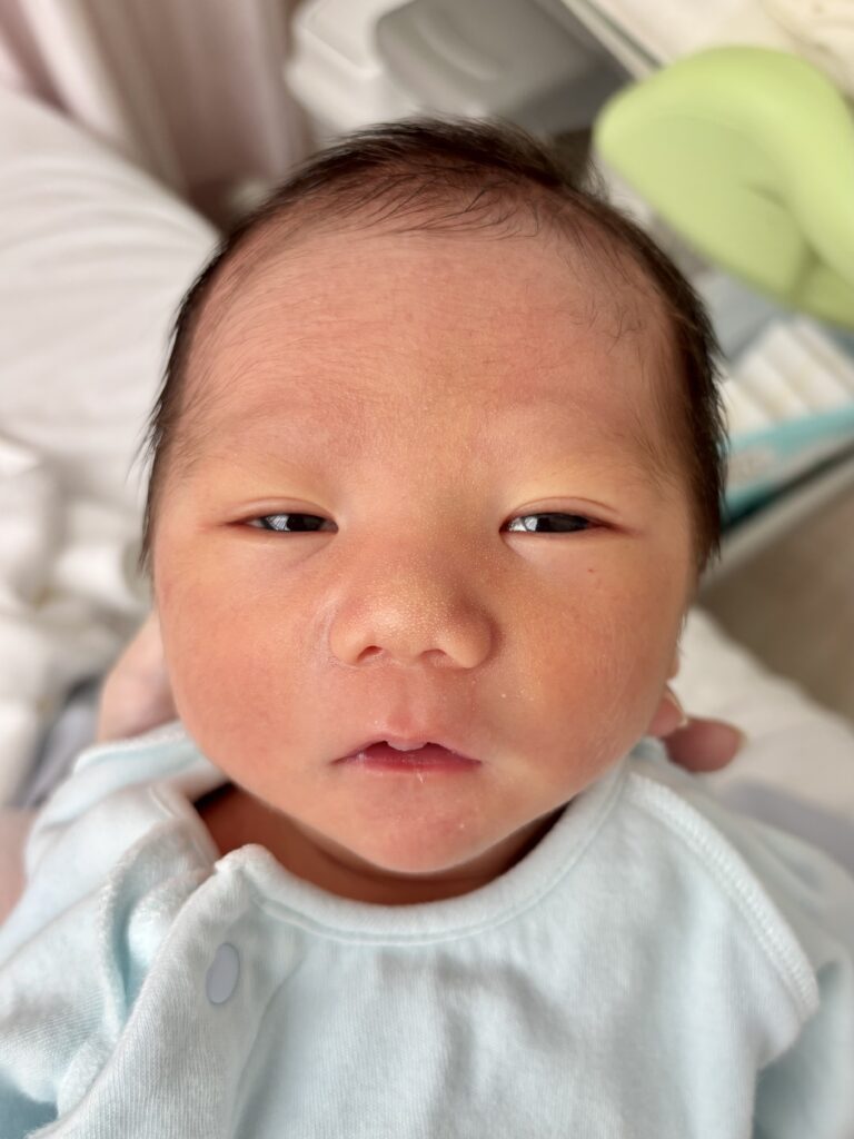 生後間もない頃の息子さん①（＠manmaru.shouさんより提供）