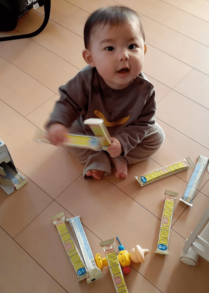 同じ月齢の頃のお兄ちゃん（＠__erina.27__さんより提供）