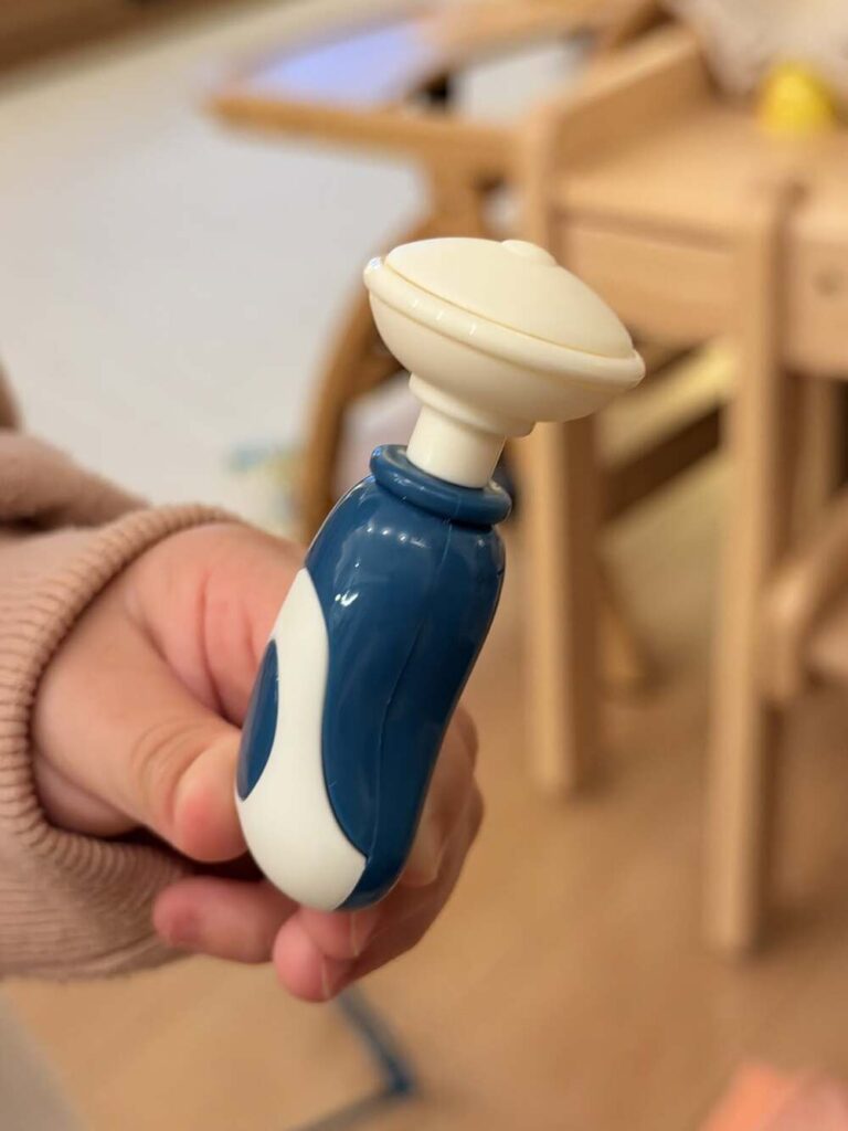 謎の医療器具①（@jk___decorさんより提供）