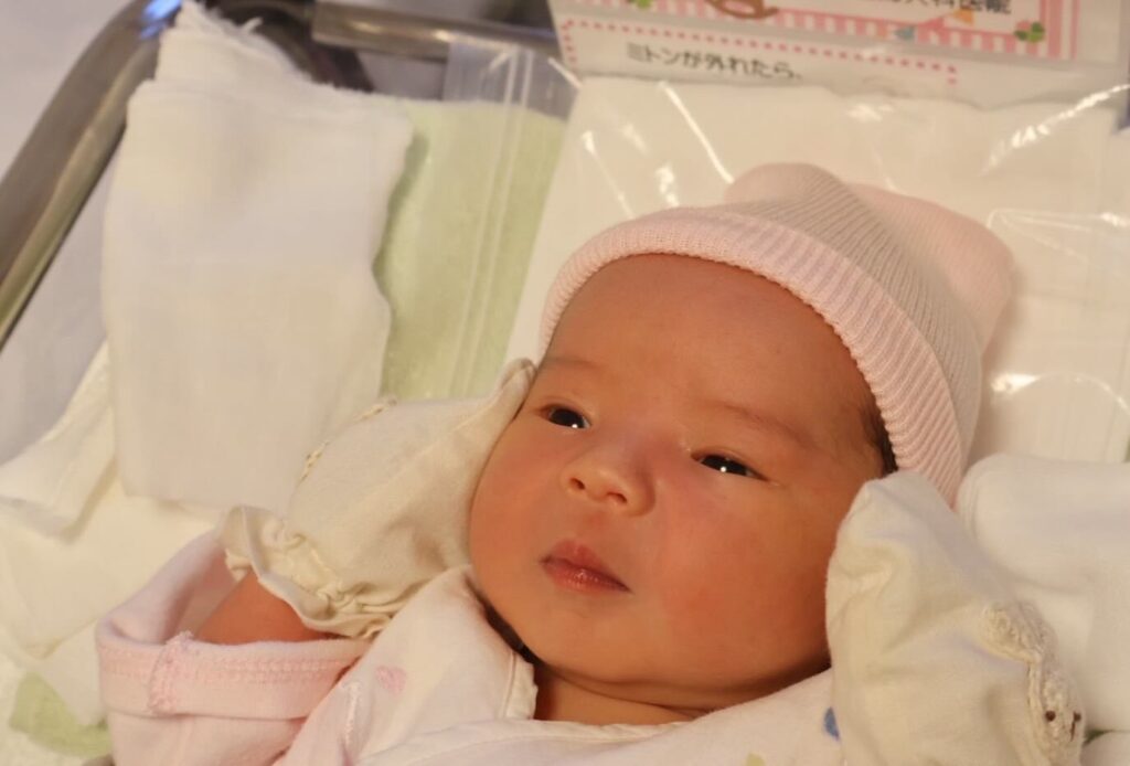 生後1日目の娘さん①（＠reilei.ohanaさんより提供）