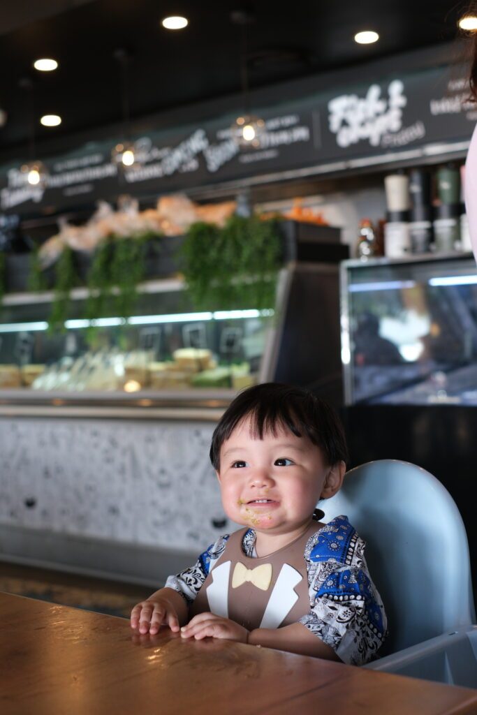 注射の練習をする生後3ヵ月の息子（提供元：＠a_riibabyさん）