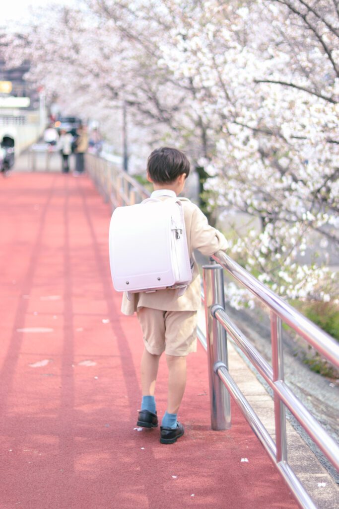 薄いピンク色のランドセル③（＠yue____cameraさんより提供）