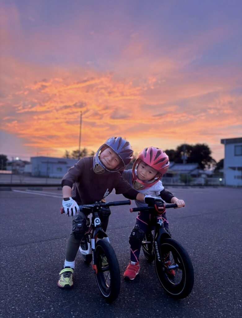 5日ぶりに会った2歳長男（@chipi318さんより提供）