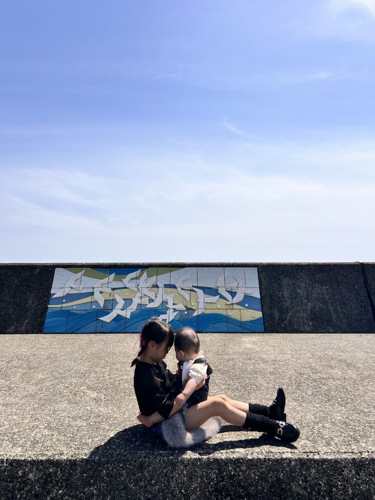 お姉ちゃんと弟くん①（＠kmmy38913さんより提供）