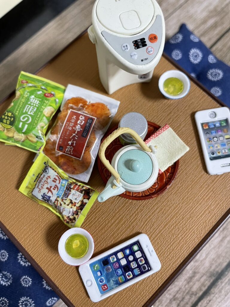 チラシで作ったミニチュア（＠yanohisaeさんより提供）