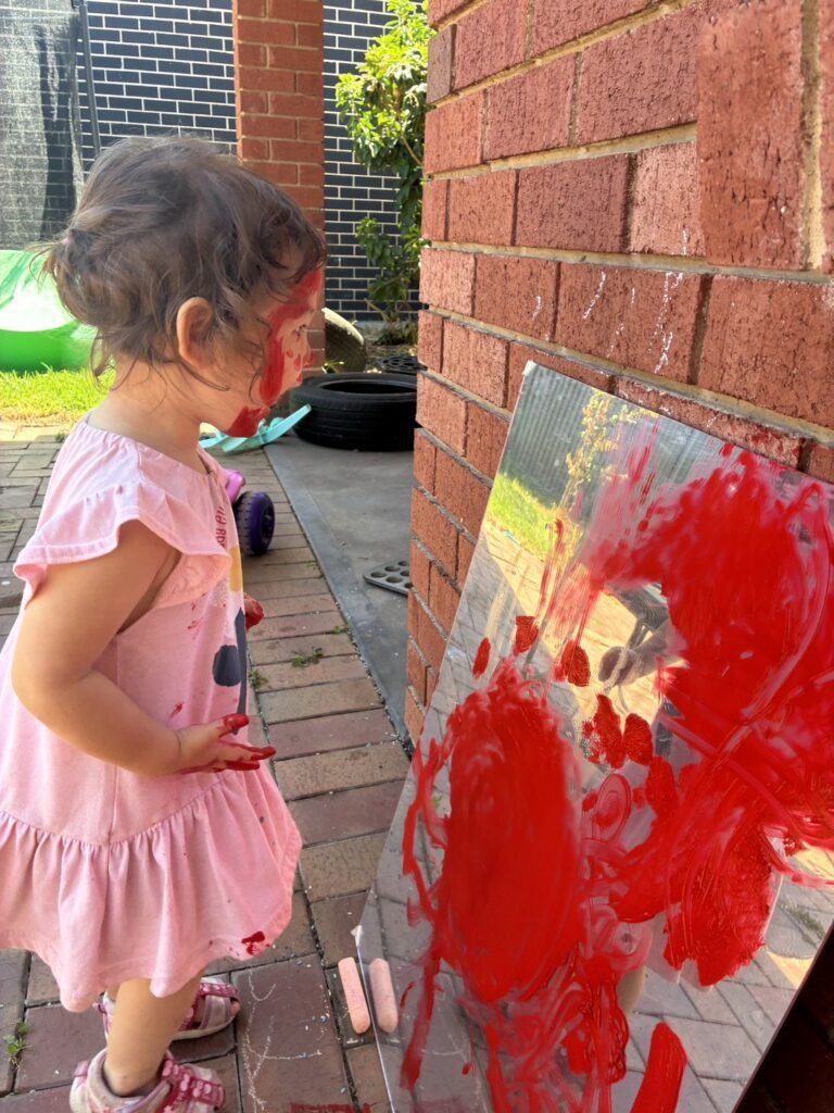 娘さんの遊び①（＠mitsuki.nzさんより提供）