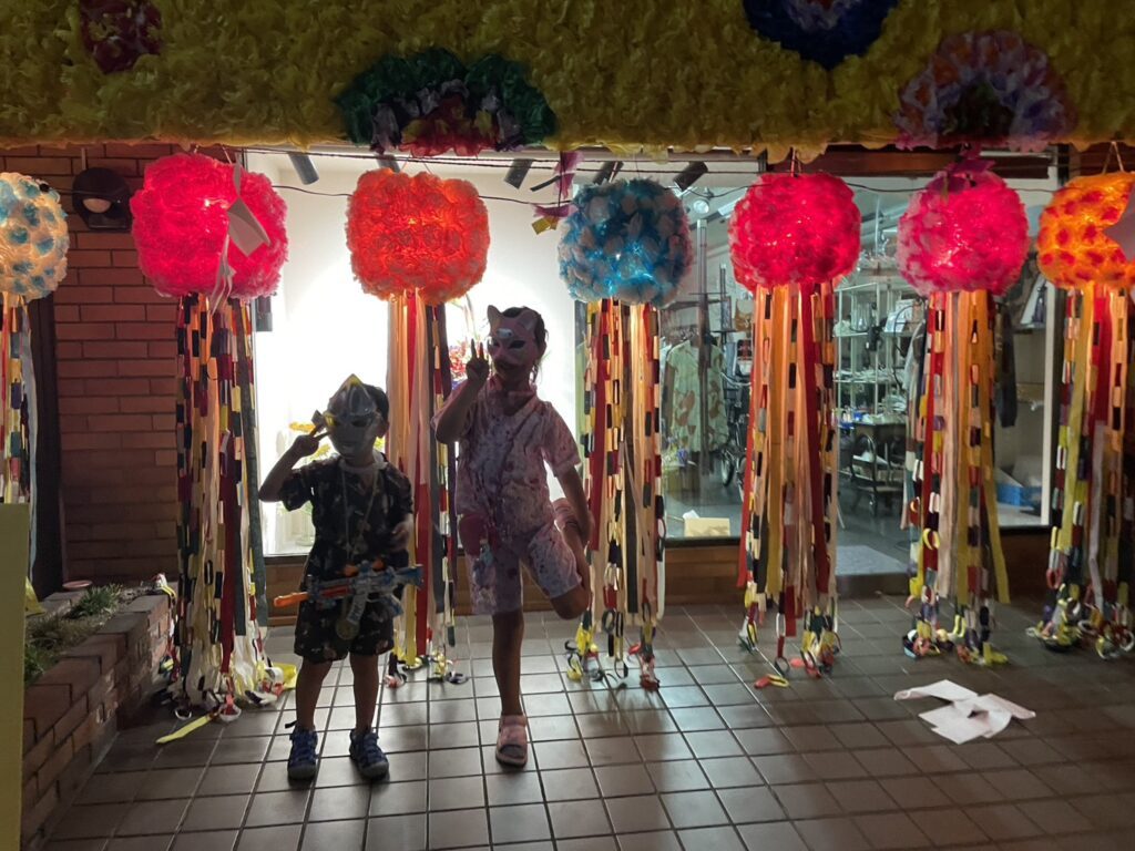 弟が生まれるのを待っていた3歳娘（提供元：＠chiii44iiiさん）