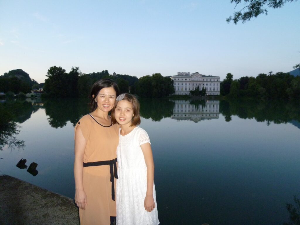 お母さんとの写真⑦（＠_zoedazoeさんより提供）