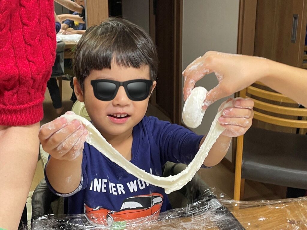 過去のお餅つきの様子①（＠haruka49_さんより提供）