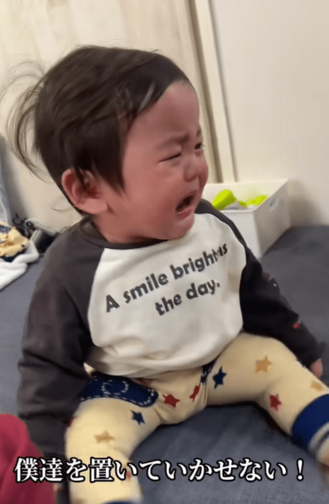 泣いてしまう弟くん（＠twinsboy0502さんより提供）