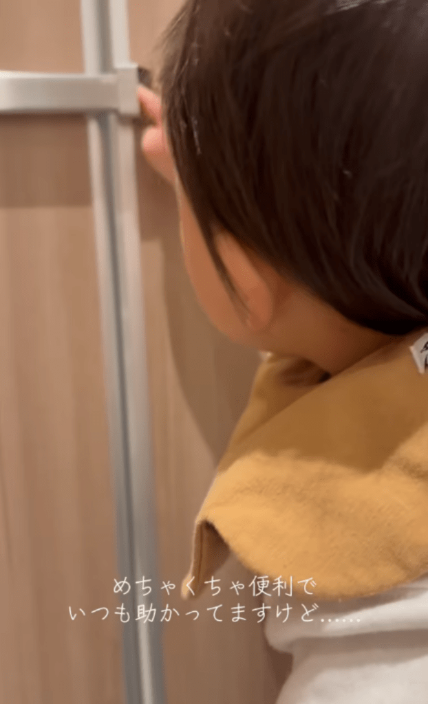 トイレの中での息子さん④（＠hakutopapa89さんより提供）