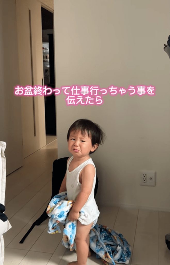 パパさんが仕事に行く朝①（＠taoruboya.19さんより提供）