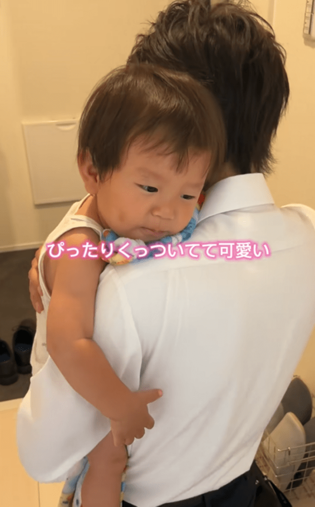 パパさんが仕事に行く朝⑤（＠taoruboya.19さんより提供）