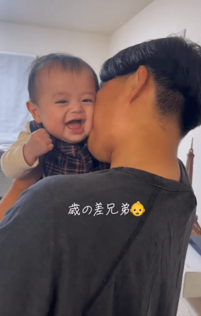 年の差兄弟②（@sayaka38aoさんより提供）