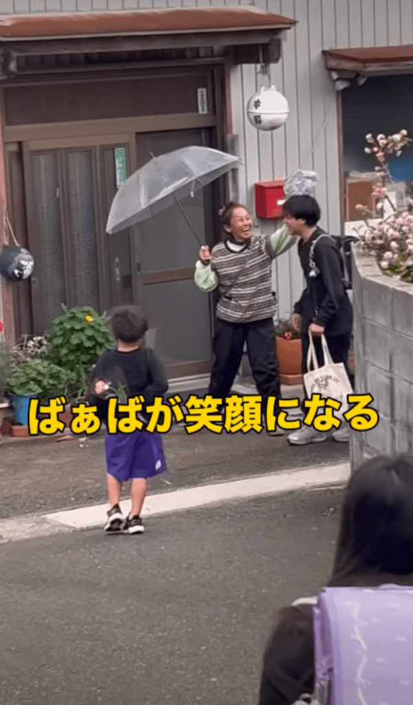 おばあちゃんへサプライズ②（＠sei_channel0807さんより提供）