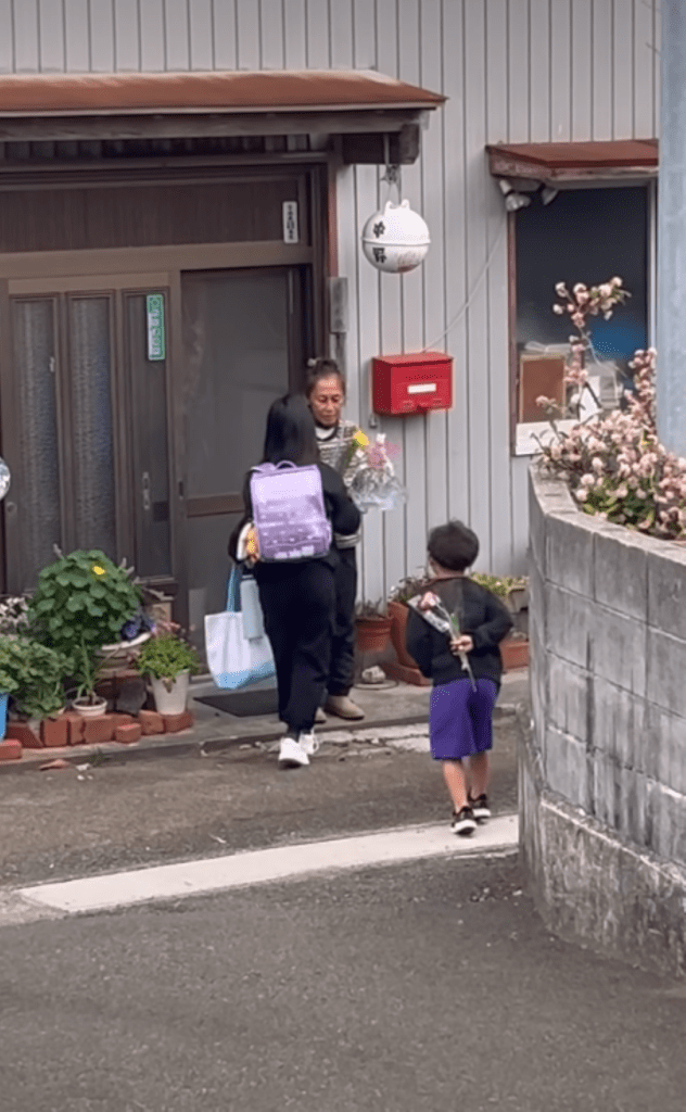 おばあちゃんへサプライズ④（＠sei_channel0807さんより提供）