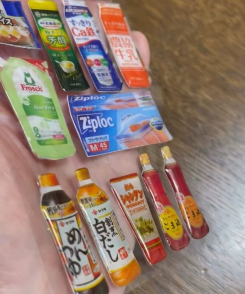 手作りのチラシシール①（＠yanohisaeさんより提供）