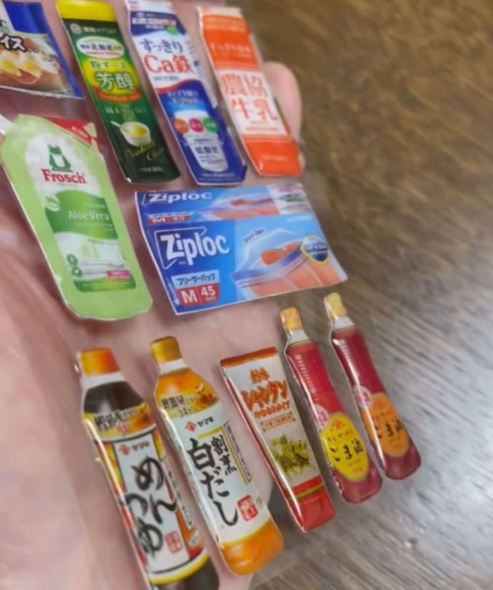 「大人の本気」と投稿されたシール帳に違和感。よく見ると…「初めて心の底からシールが可愛いと思いました」「シール？は？って思ってたけど、これは欲しい」