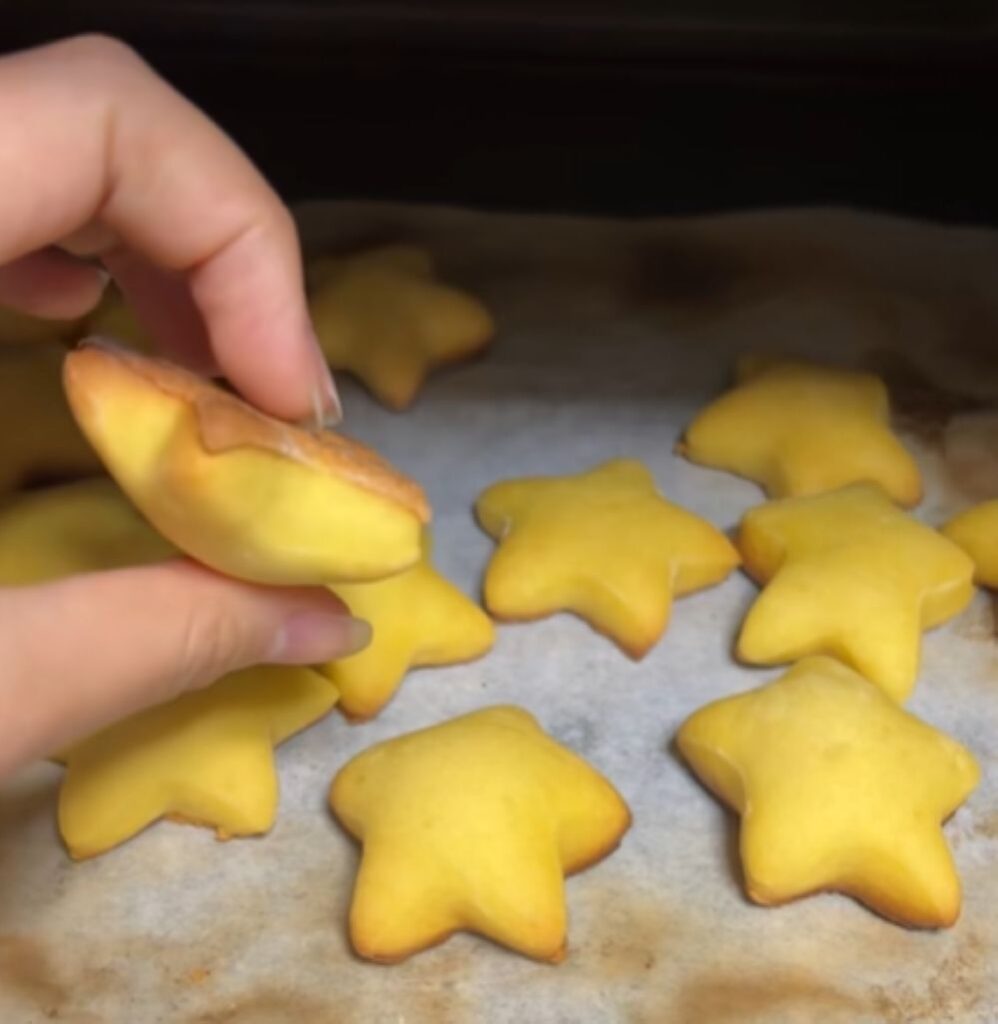 膨張したクッキー⑥（＠kojiki_sさんより提供）