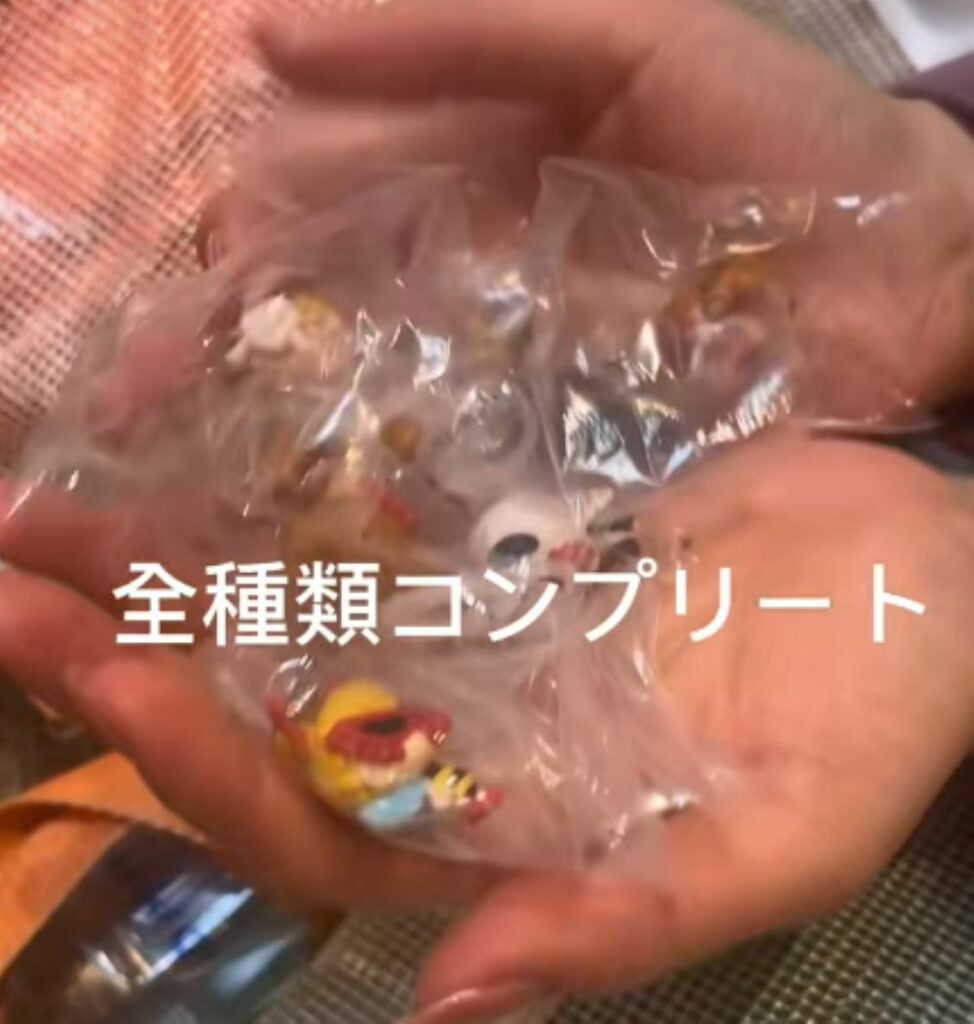 大すきなブランドのガチャ②（＠ayana____12.24さんより提供）