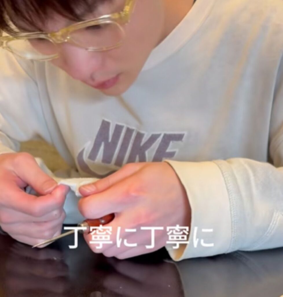 こた君の洋服作り③（＠kotatok_1204さんより提供）