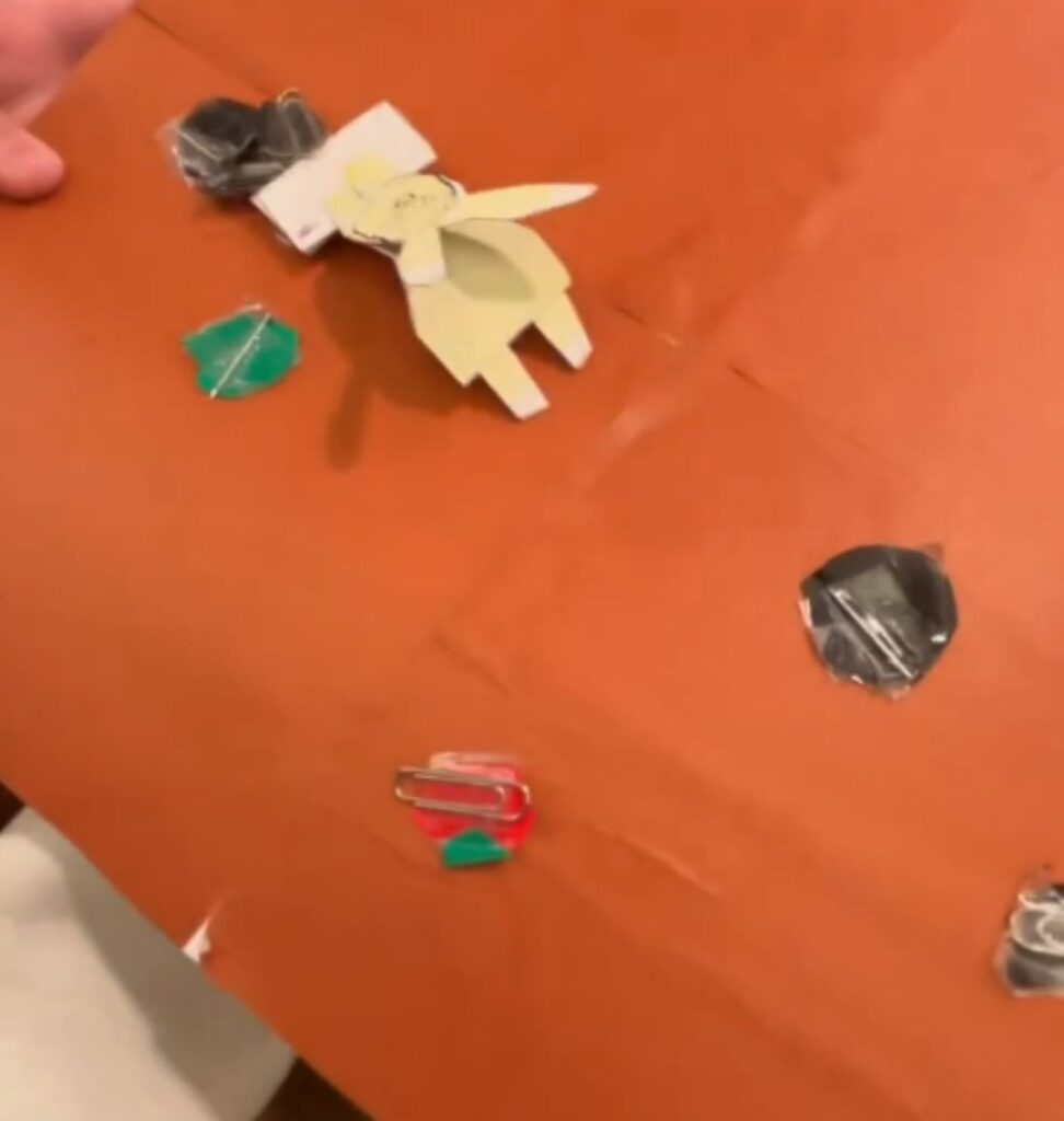 娘さんの工作③（＠meg____i.homeさんより提供）