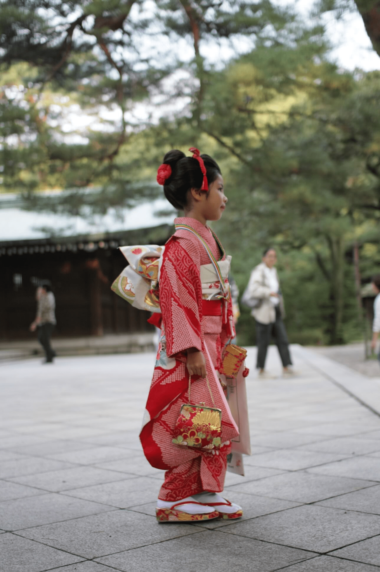 父が“七五三の娘”をパシャリ →その13年後…父が撮った娘の姿に「美しい」「泣けてくる」「お父様は幸せですね」