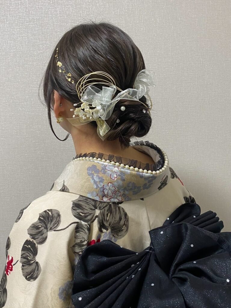 娘さんが手作りした成人式の髪飾り①（@petit_pas.maiさんより提供）