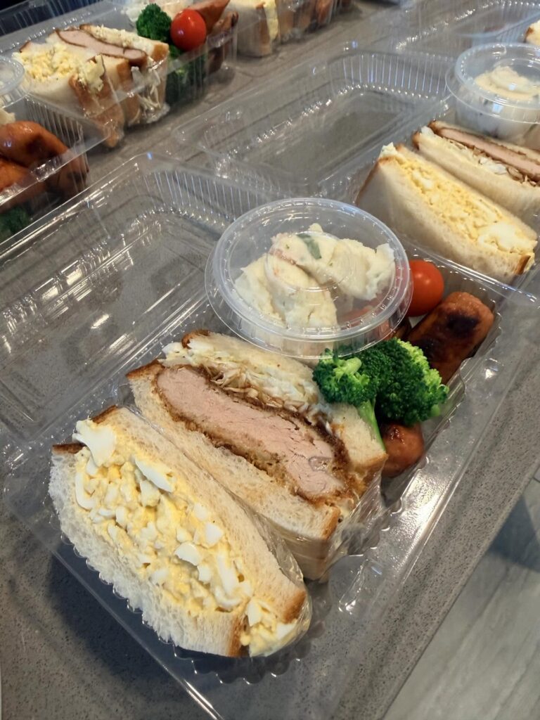 完成したお弁当①（＠324_schenkさんより提供）