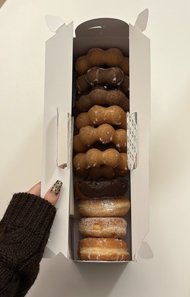 購入したドーナツ①（＠cyam_o_さんより提供）