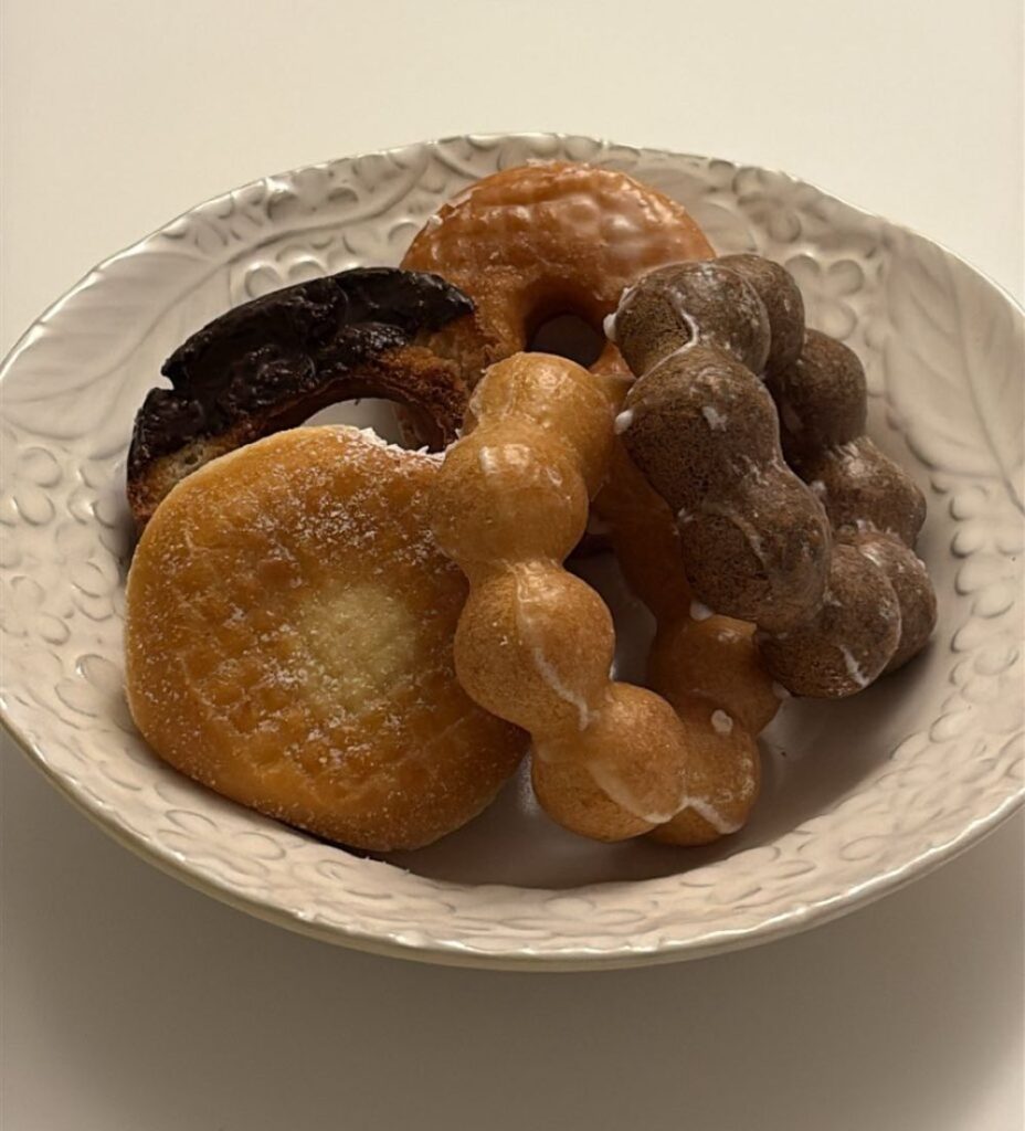 購入したドーナツ②（＠cyam_o_さんより提供）