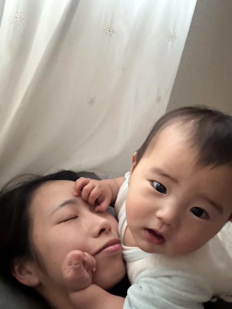 上に乗る様子②（＠___yamepi_さんより提供）