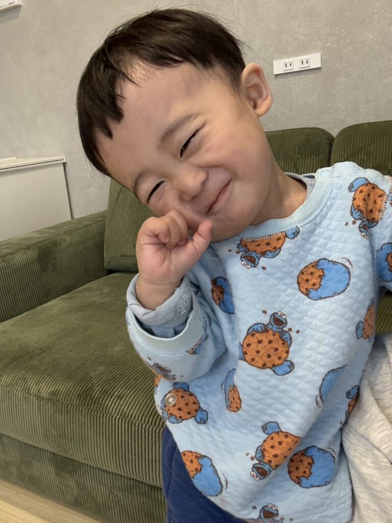 普段の息子さん③（＠__t_miki.0108さんより提供）