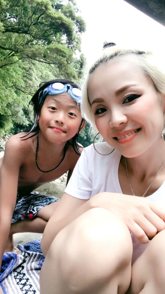 幼い頃の写真③（＠t0wq.o7さんより提供）