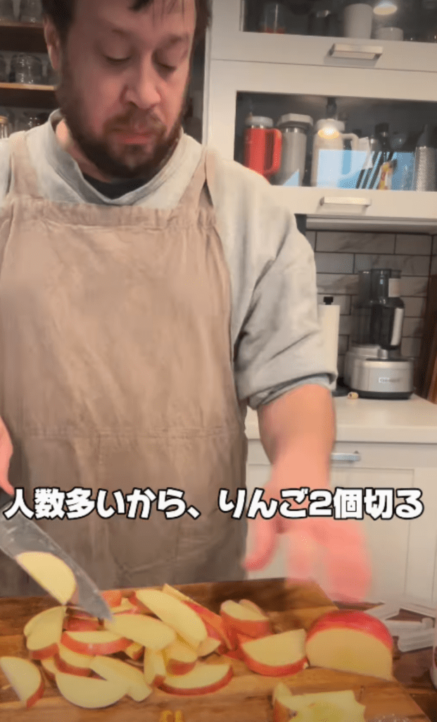 カットしたリンゴ（＠aruchansenseinichijoさんより提供）