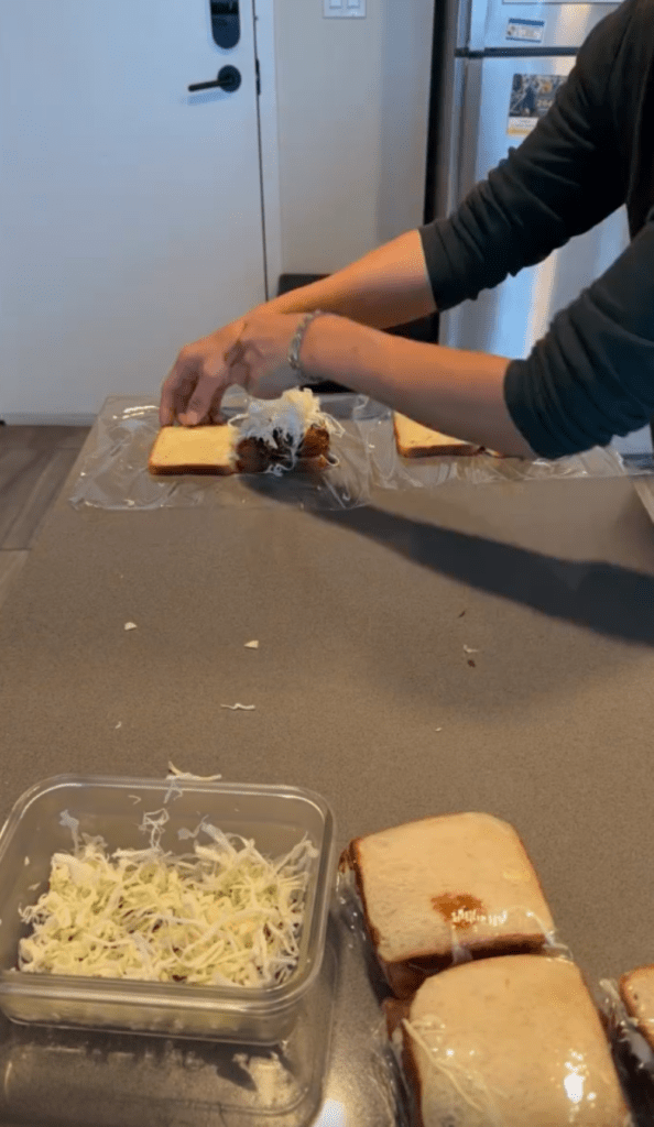 お弁当作りの様子⑤（＠324_schenkさんより提供）