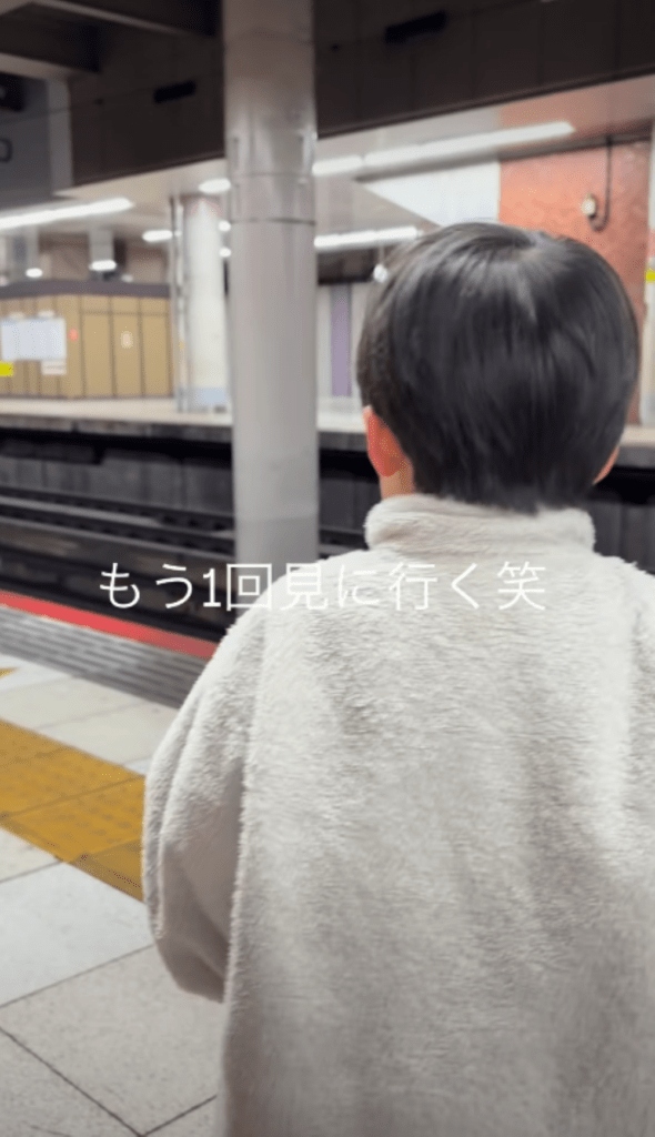 別れを惜しむ姿（＠yuzupipipi3146さんより提供）