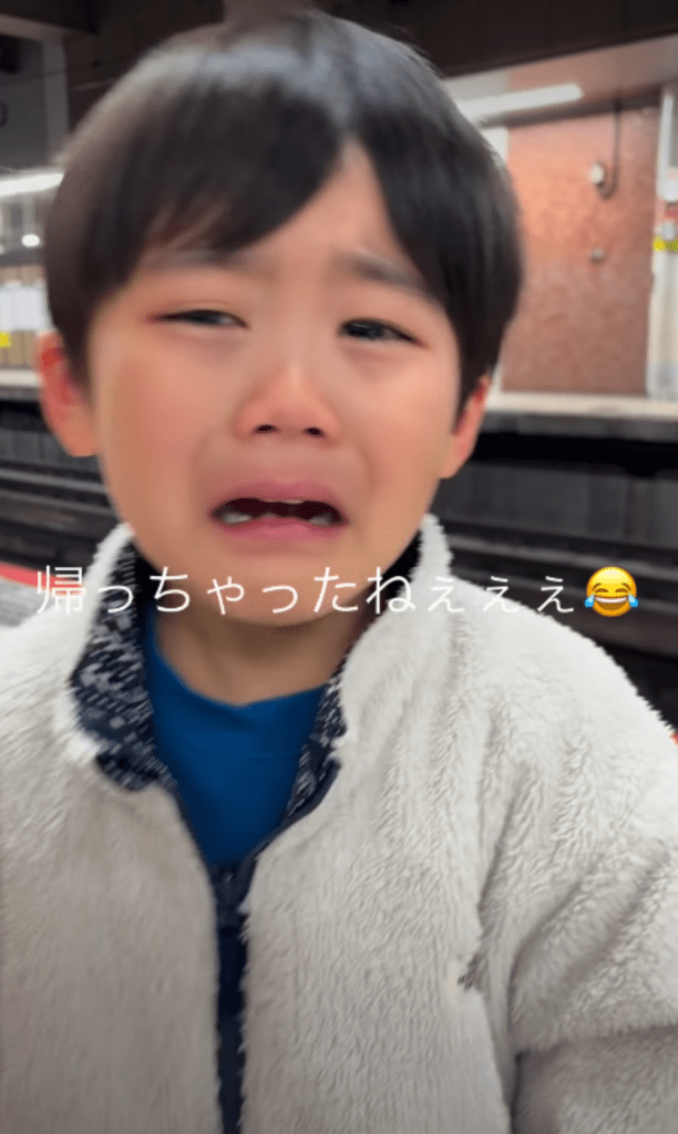 寂しくて泣いてしまう様子②（＠yuzupipipi3146さんより提供）