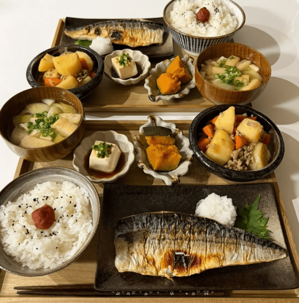 投稿者さんが作ったごはん④（@omuraisukun_さんより提供）