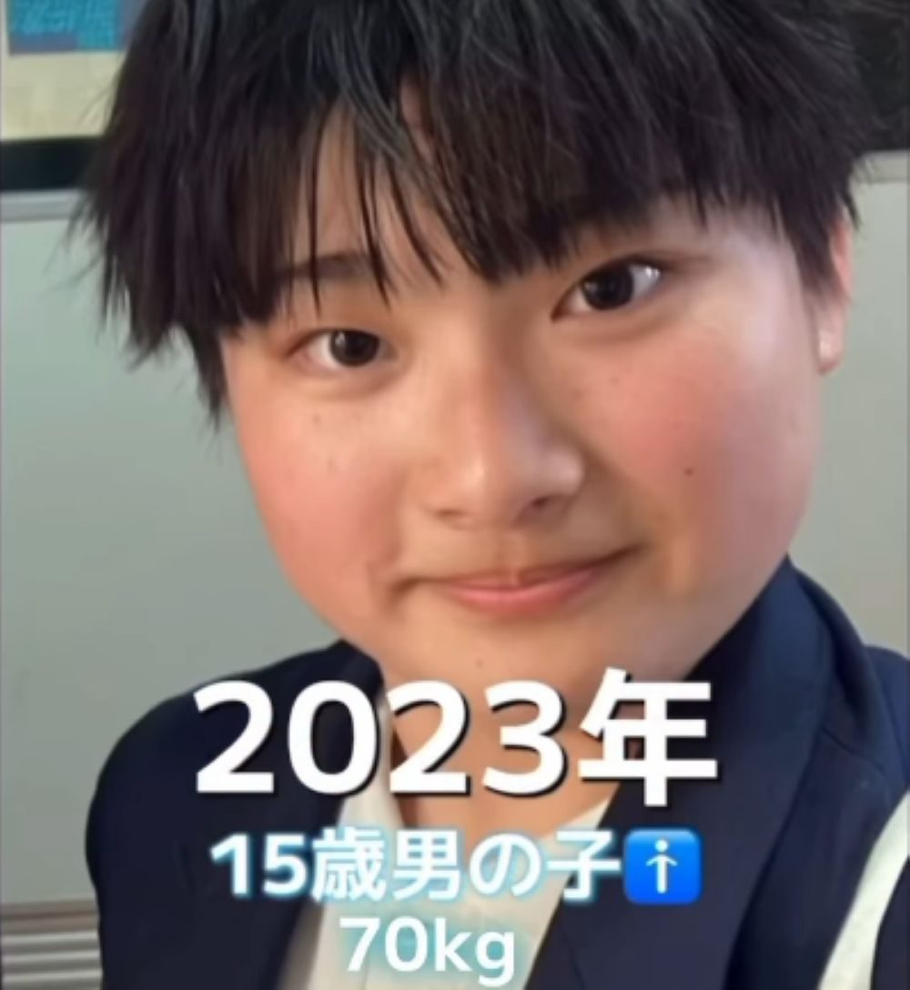 2023年に撮られた15歳男子高校生の写真。 →2年後…まさかの姿に「綺麗」「えぐい」「予想外でビビった」