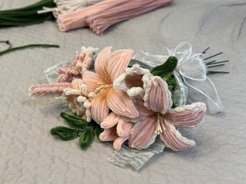 ママさんへの手作りブーケ①（@hisan333さんより提供）