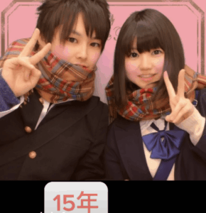 平成23年、15歳の時に出会った2人の男女。→15年後、まさかまさかの現在の姿に「どんどん可愛くなってる」「美男美女」「だんだん顔が似てきている」「ドラマのよう」